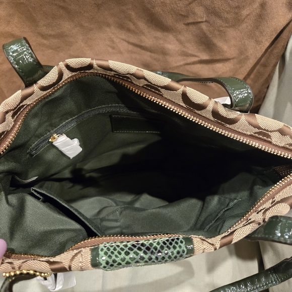 Coach F25706 Khaki Green Python Stripe Tote - Picture 2 of 4